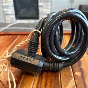 Krypto U-Lock Bicycle Lock - Self Coiling - 2 Keys